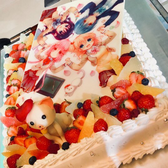 きらファン こみっくがーるずの打ち上げケーキをはんざわ先生が報告 にゃおす先生かわええやんけ ｗ きらファン攻略まとめ やるデース 速報 きららファンタジア