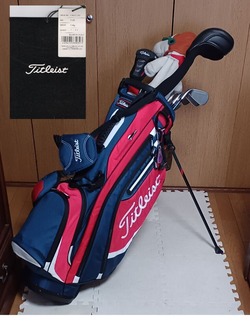 TITLEISTキャディバッグ