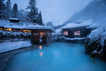slide_001