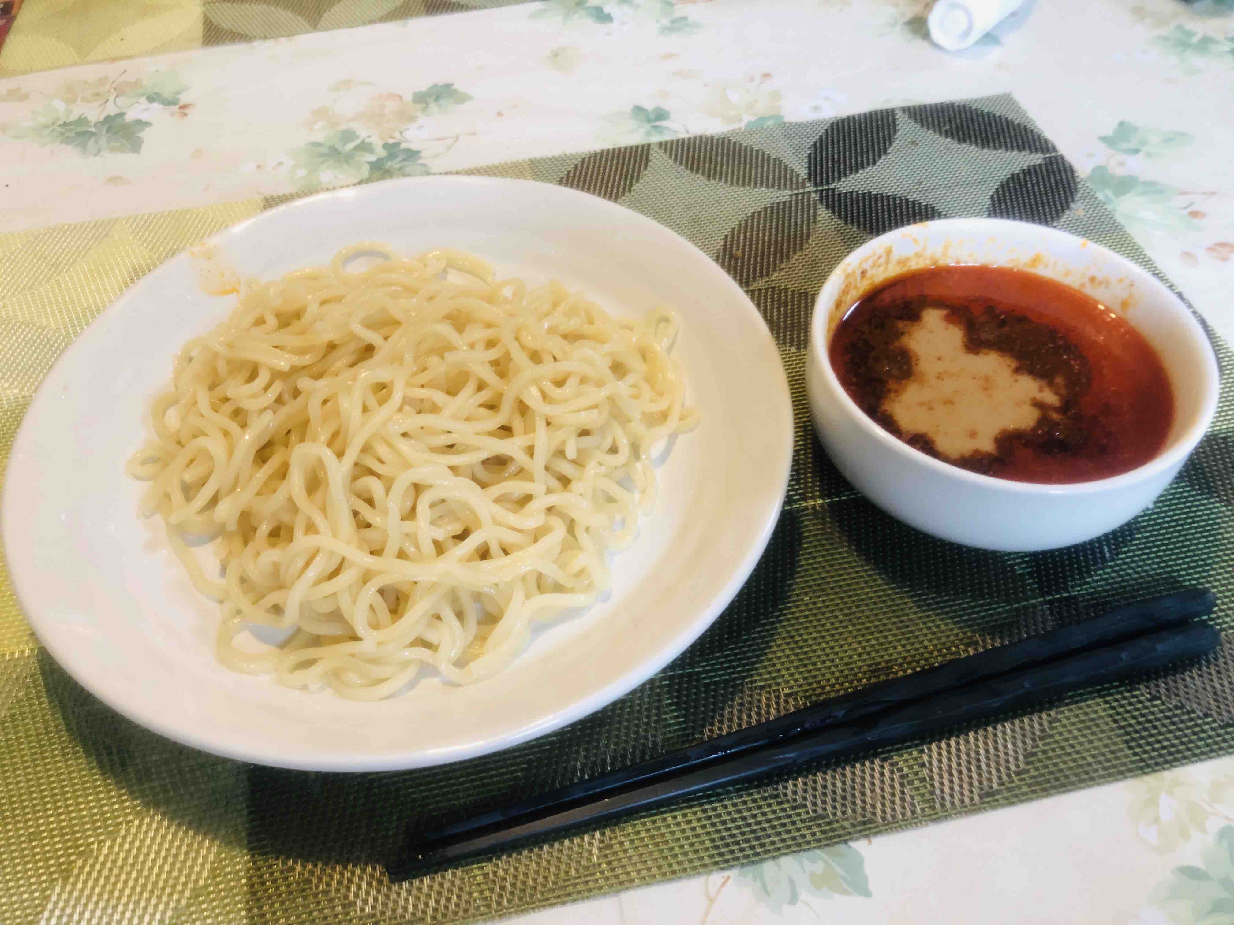 家麺 辛辛魚つけ麺 Nabegonの金魚のあぶく 家麺 辛辛魚つけ麺 Nabegonの金魚のあぶく