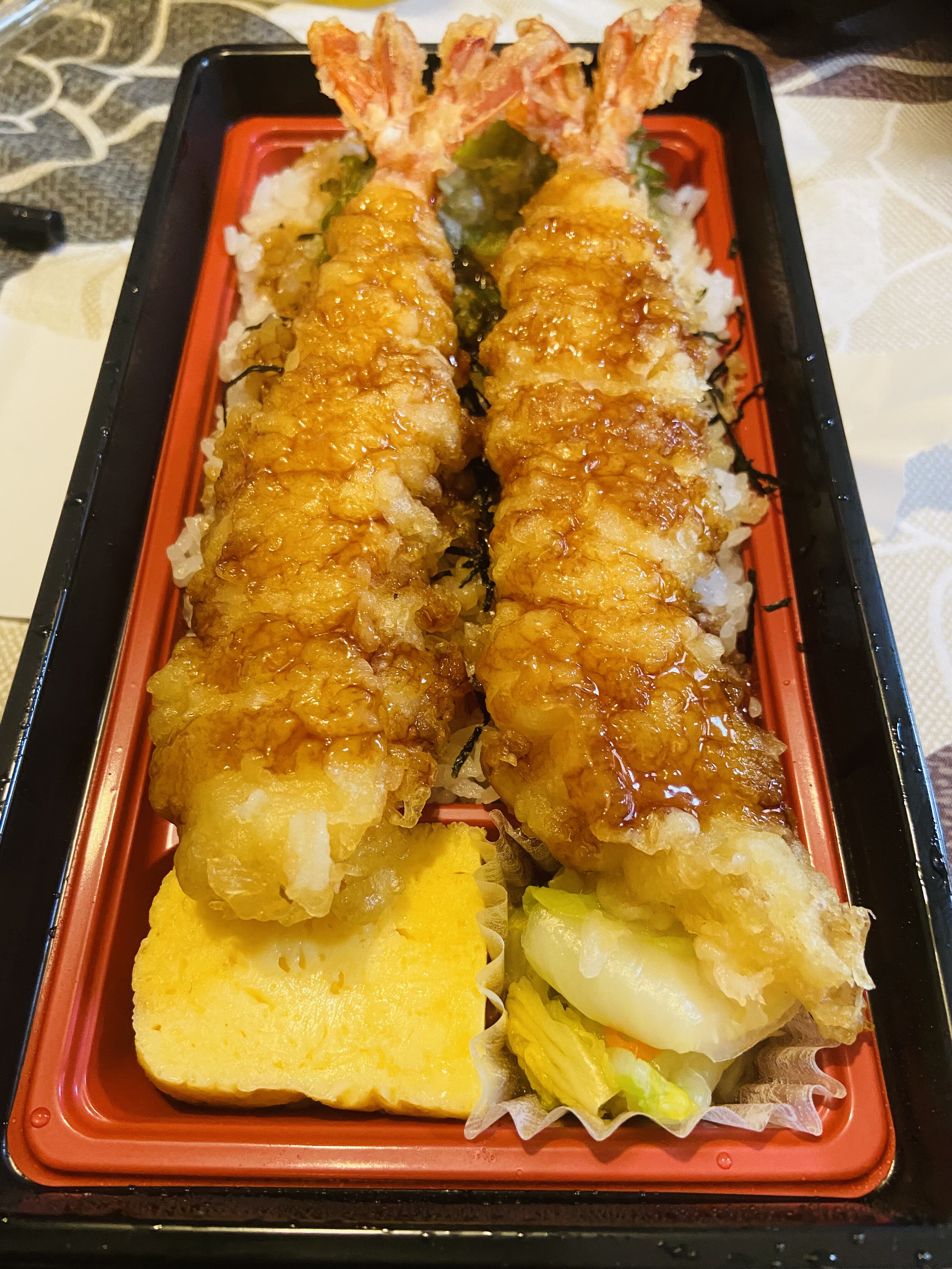 オークワの海老天重 Nabegonの金魚のあぶく