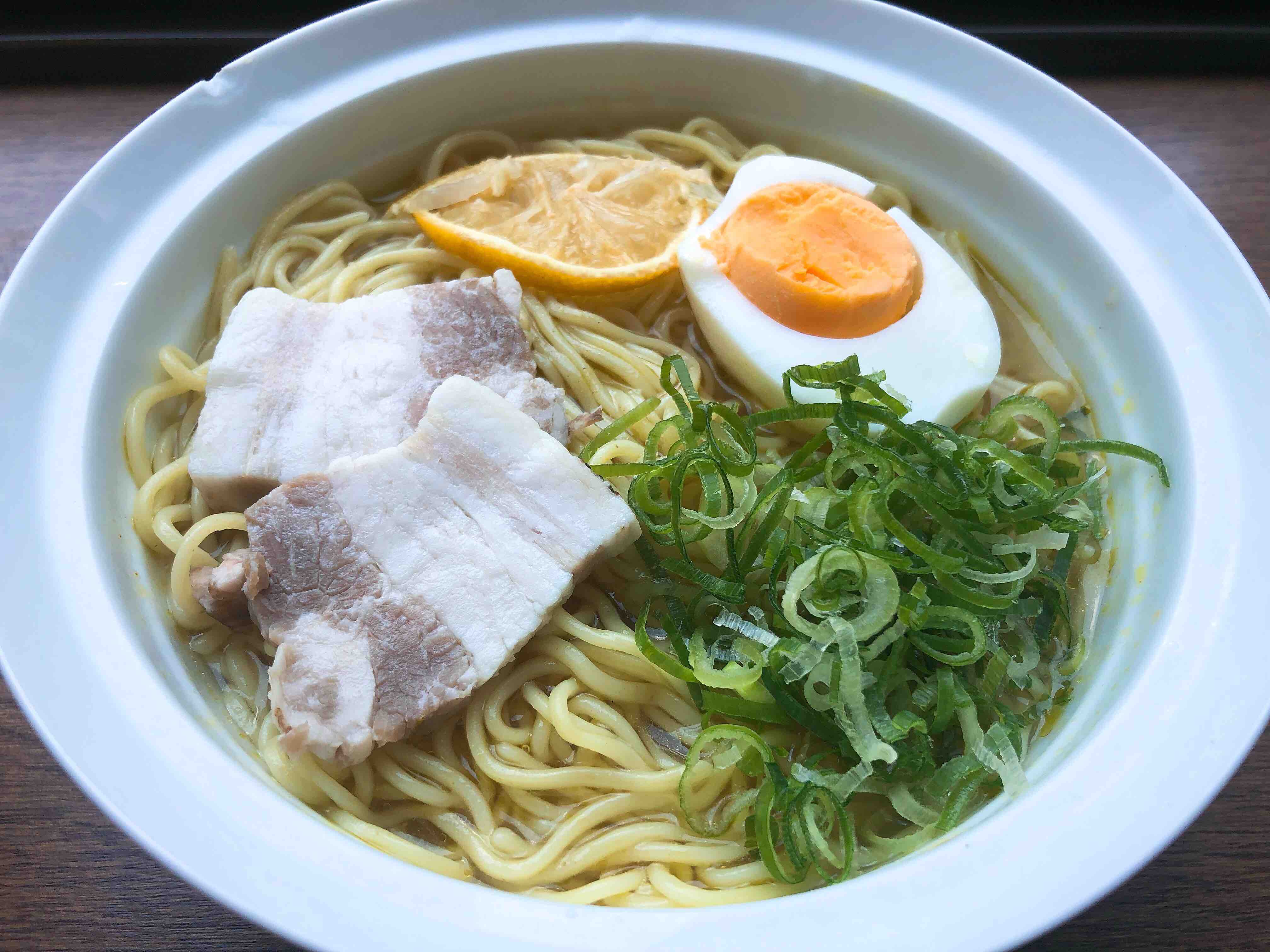 カルディ冷やし青唐辛子ラーメン Nabegonの金魚のあぶく カルディ冷やし青唐辛子ラーメン Nabegonの金魚のあぶく
