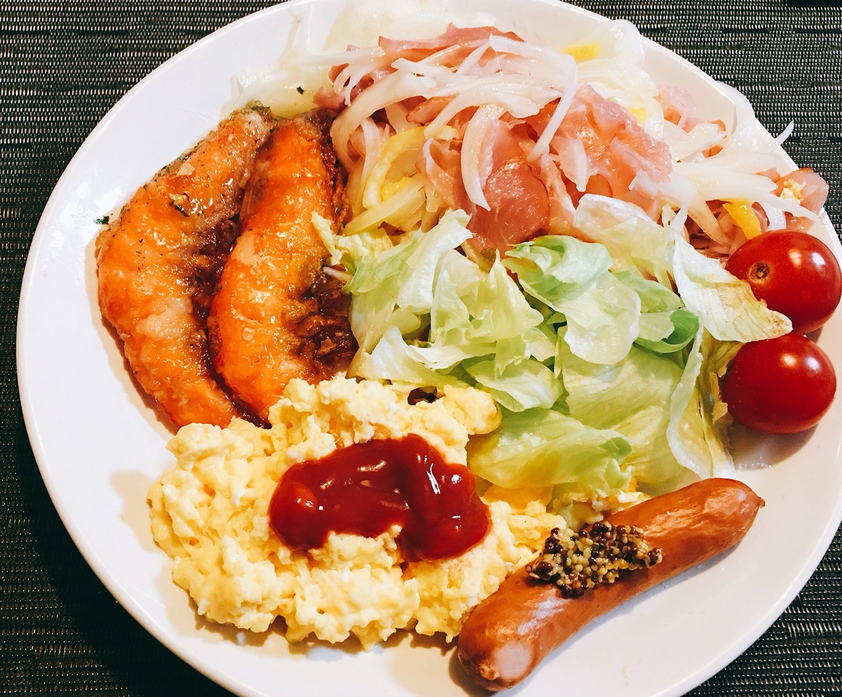 家飯 ガーリックシュリンプ プレート Nabegonの金魚のあぶく 家飯 ガーリックシュリンプ プレート Nabegonの金魚のあぶく
