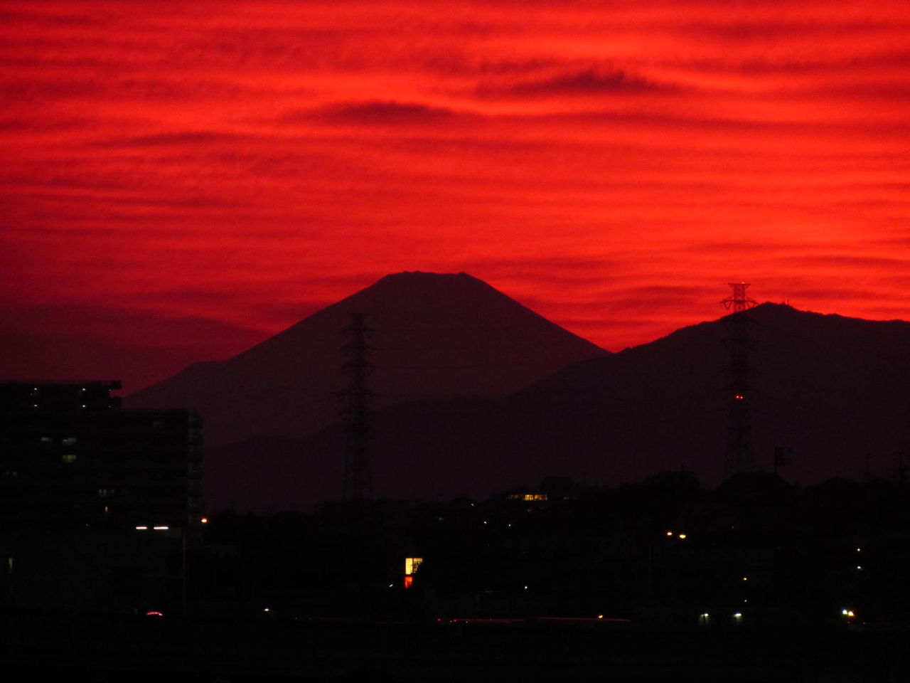 14 10 10 真っ赤な夕焼けの富士山 としょくん 紙芝居ボランティア の 窮窮自適 日記 暮らしの便り 14 10 10 真っ赤な夕焼けの富士山 としょくん 紙芝居ボランティア の 窮窮自適 日記 暮らしの便り