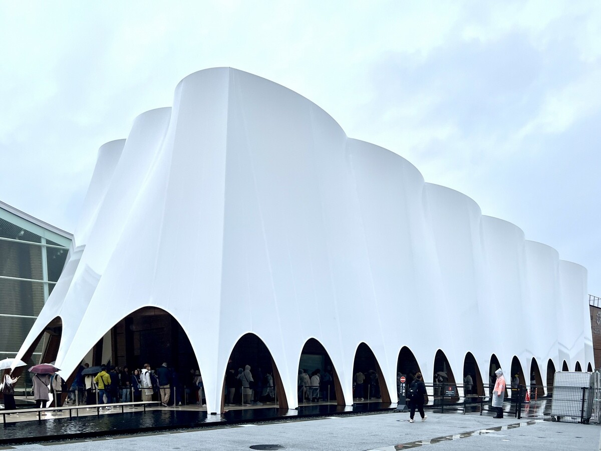 万博　カタール館記念 大阪万博 カタール館】館内の様子 - YouTube