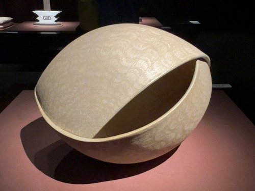 栗木達介「黄鱗文巻弁陶」1992