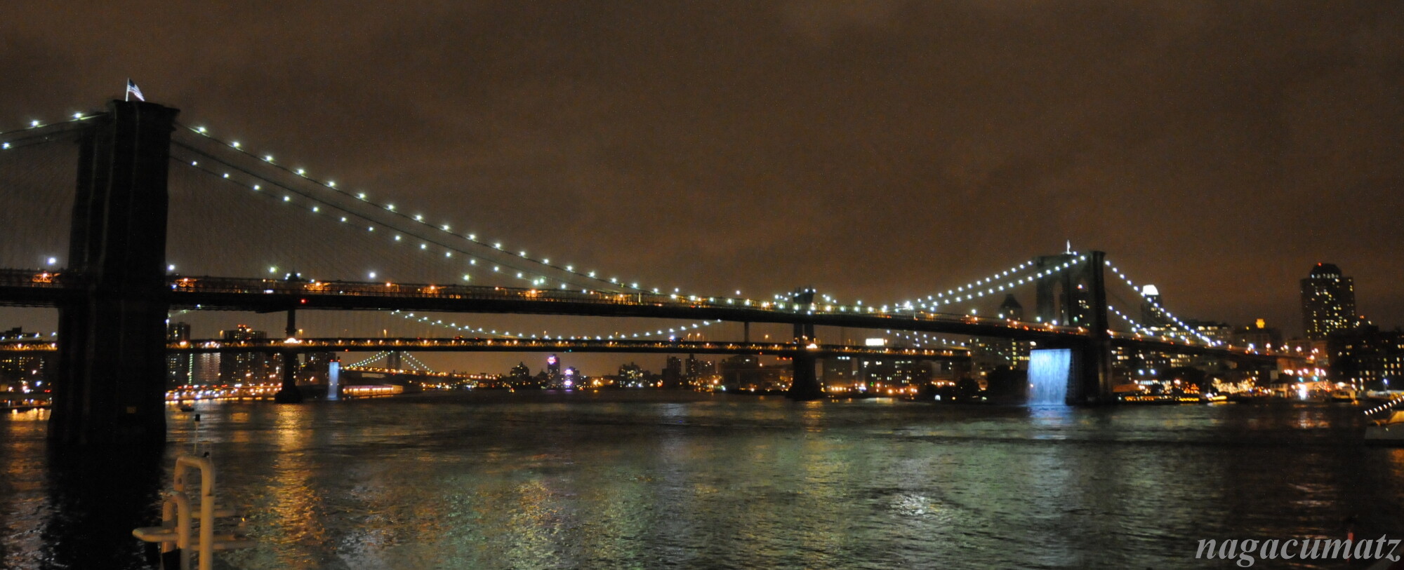 ブルックリン橋の夜景 マンハッタン側から 徒然なる All Over The World