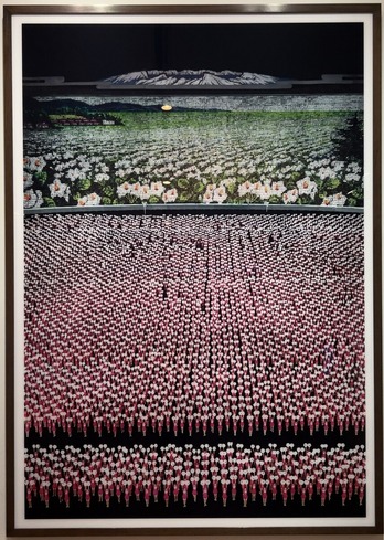 アンドレアス・グルスキー Andreas Gursky 「ピョンヤンＶ」