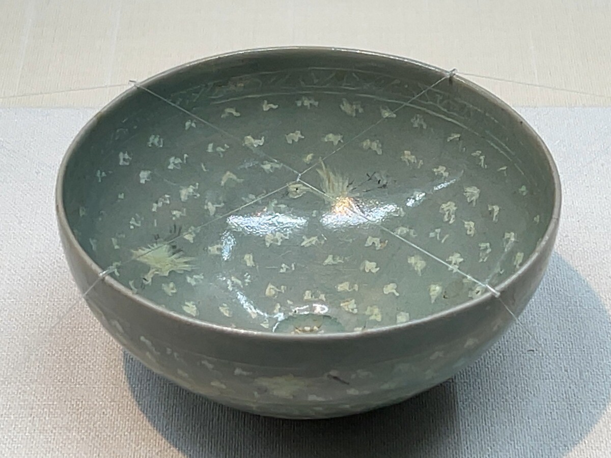 中国定窯柿釉印花文小皿 【公式通販】