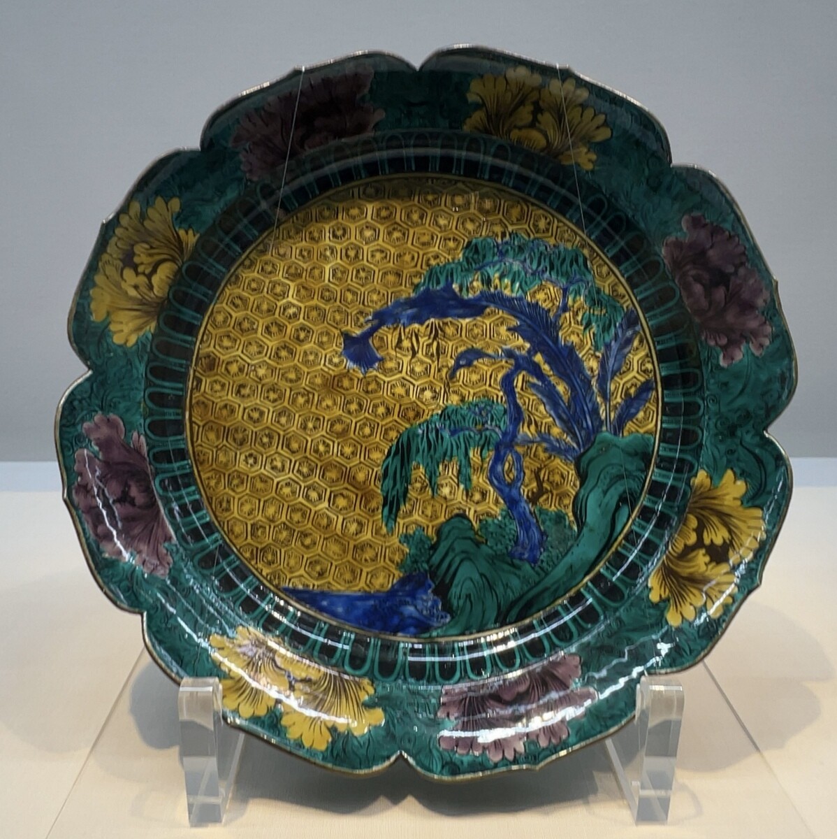 中国古美術品 魚文釉里紅 馬上杯 大明宣徳年製 在銘 清の時代 【公式通販】