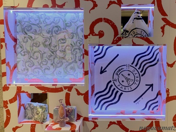 左名和晃平　右アニエス・ベー