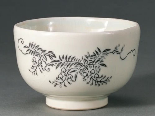 八代焼「白磁象嵌藤花文茶碗」江戸時代(19世紀)