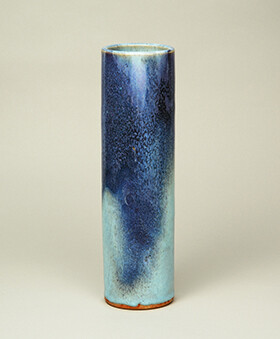 河井寬次郎「兎糸文火焔青花缾」大正10年(1921)