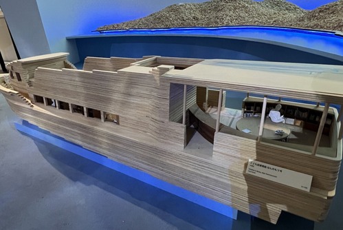 こども図書館船　ほんのもり号