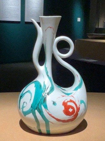 河本五郎「色絵渦紋飾瓶」1982-001