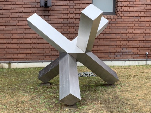 堀内正和《三本の直方体B》1978