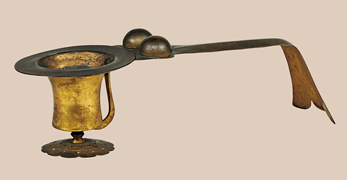 h60　鵲尾形柄香炉（じゃくびが