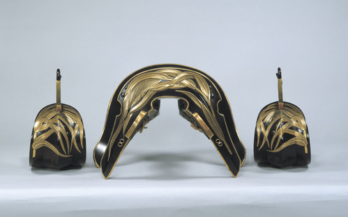 芦穂蒔絵鞍鐙　桃山時代16世紀-001