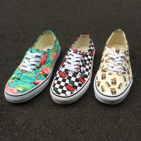 VANS AUTHENTIC!!