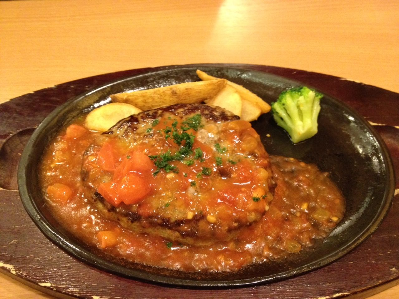 チーズペッパービーフハンバーグステーキ デイリーオーダテ