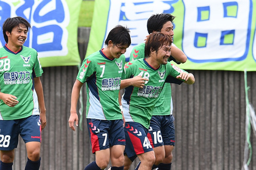 前田俊介