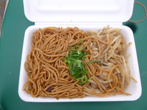 レノファ醤油焼きそば