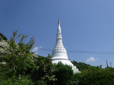 善光寺平を一望して霊地 長野市を感じる場所 雲上殿 小林玲子の善光寺表参道日記