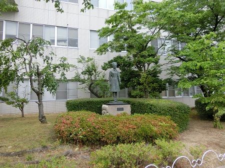 22年3月卒で閉校を検討 長野赤十字看護専門学校 小林玲子の善光寺表参道日記 22年3月卒で閉校を検討 長野赤十字看護専門学校 小林玲子の善光寺表参道日記