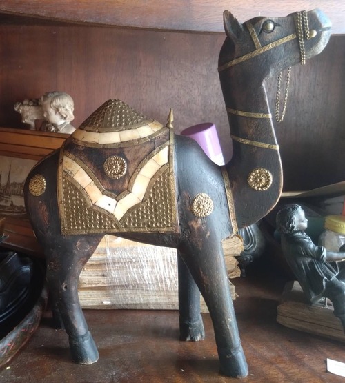 E12EB4DC-3893-4A60-9CBA-AE683A339921