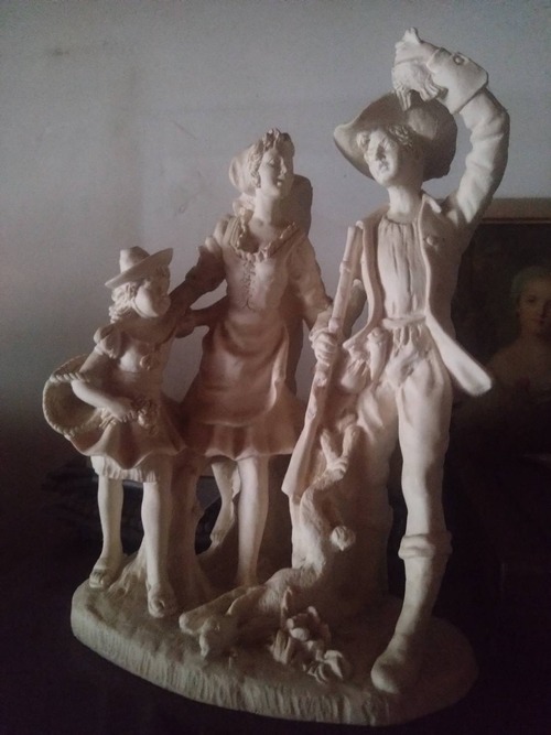 4CBFB50A-E04C-4749-B7F1-33E70EE6136B