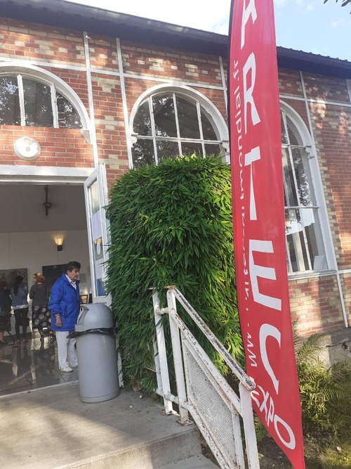 4CD45215-9459-4957-8ADA-1CCBBE2ED988