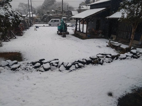 AA151AA3-5988-4FEB-B85C-C84D0C5B3828