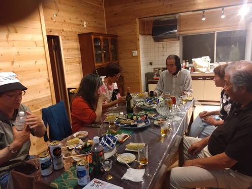 43CF0833-40C6-41F5-AC20-EE1B2480D6B8