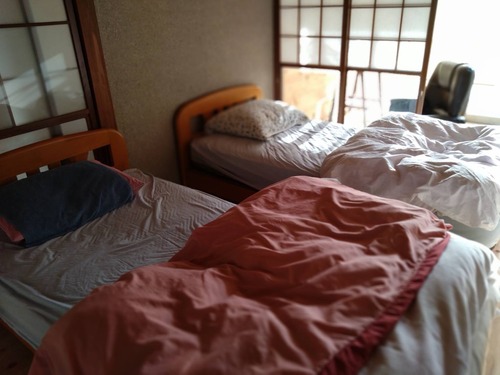 56E3A7E7-19A5-4F6F-8F07-C8B6A4DF77AC