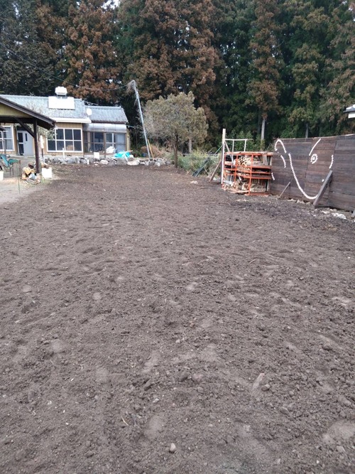 EEB4DDA9-499F-4F15-B8E5-709E68A90E5C