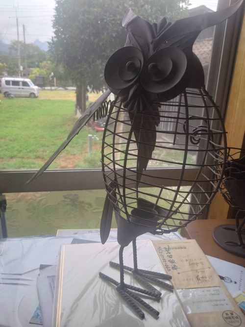 FB6D89D7-8E5E-410D-B86D-CA71CD682BE6