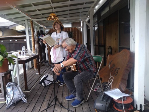 1A7B3FFC-34DF-4949-B305-5D61B85BF7A6