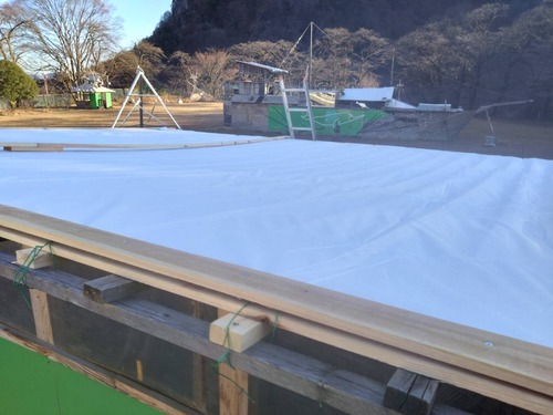 2465FB52-E98E-46E7-B0BA-945F6A9AF428