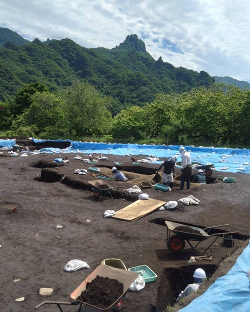 519F3625-ED7A-409B-884E-1797B6449C33