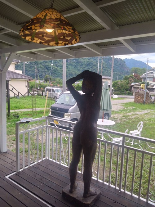 70E7F452-B309-43B3-9113-CCCE3A2A0593