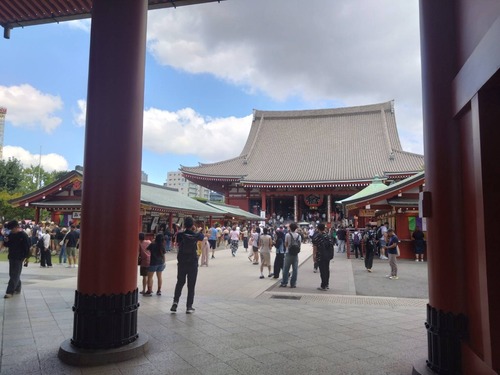 78ADACC5-A0D7-4368-81EA-56C025EE9276