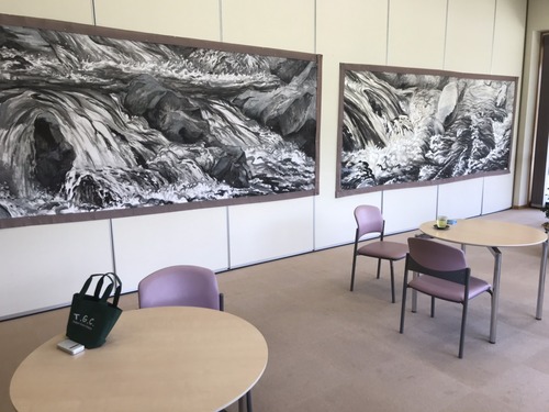 7E4432A5-0280-4FC4-AFE9-6E44A72B9AED