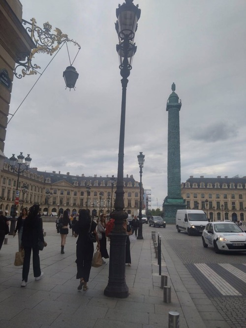 184DCC89-6BFD-4F70-81CE-7FFAF8BF46A9