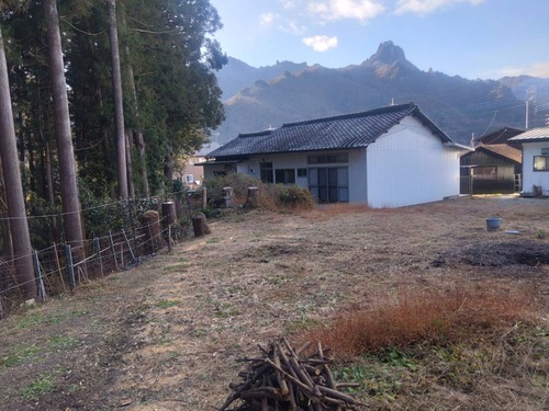 B9C12F9D-1524-40DB-A955-4E0AA8119E34