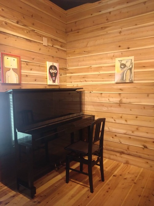 684932A1-CB83-469B-B51E-01242504F682