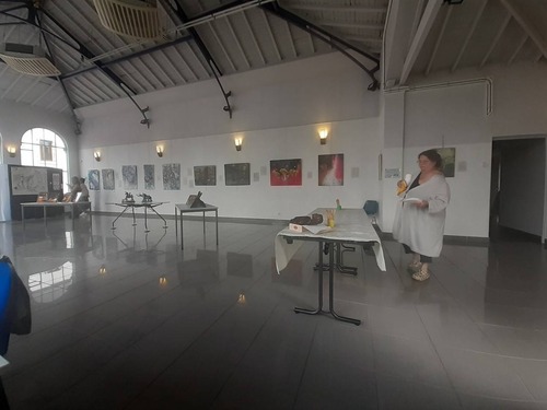 5A0D552C-E037-441C-8753-887E307071E4