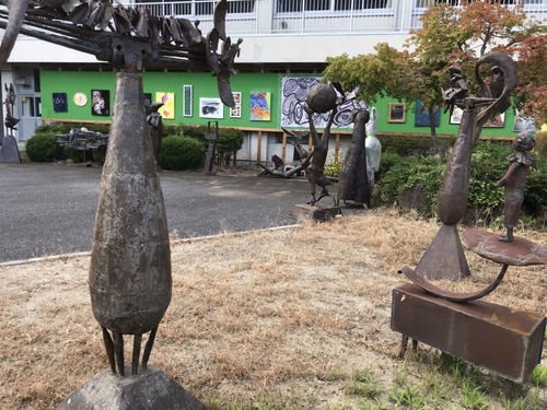 C8D90171-043B-46A3-BA31-85F0246CC924