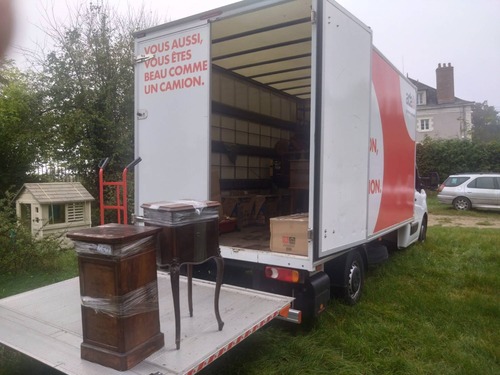 E4B54FE5-F22B-4E6E-88CB-AB7686D8E233