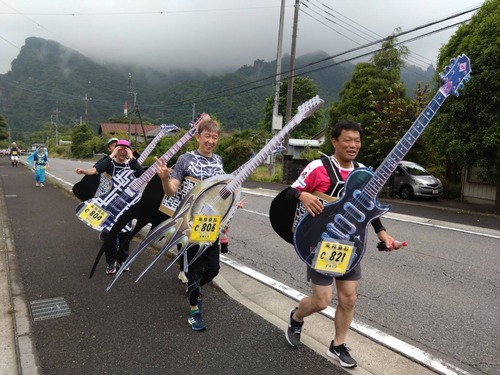 57B98830-0DBE-49B5-9710-7DF1A3C4EA91