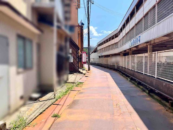 コハクイロ